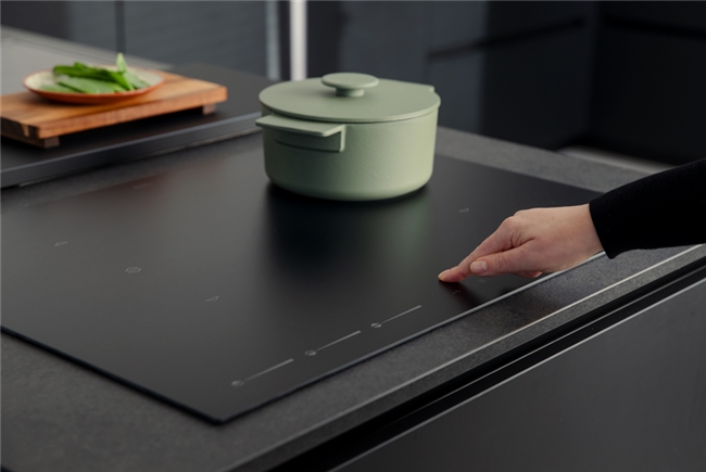 以玻璃为媒，与改革同频：肖特玻璃从产业链“隐形”处引爆创新