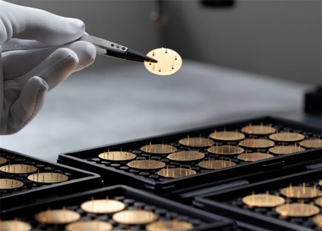 以玻璃为媒，与改革同频：肖特玻璃从产业链“隐形”处引爆创新