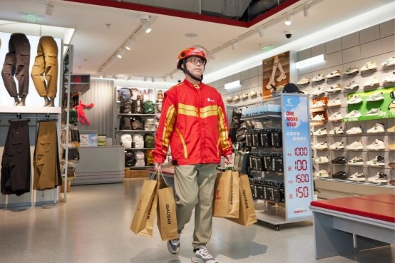 乔丹体育正式入驻京东秒送！即时零售赛道再添新动能