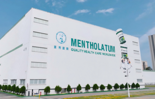 张艺兴代言的曼秀雷敦怎么样？产品严谨与年轻化营销撬动消费力