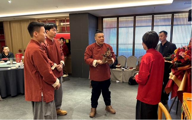 破门传艺 以文铸魂  百年非遗在当代的创造性转化与自信传承