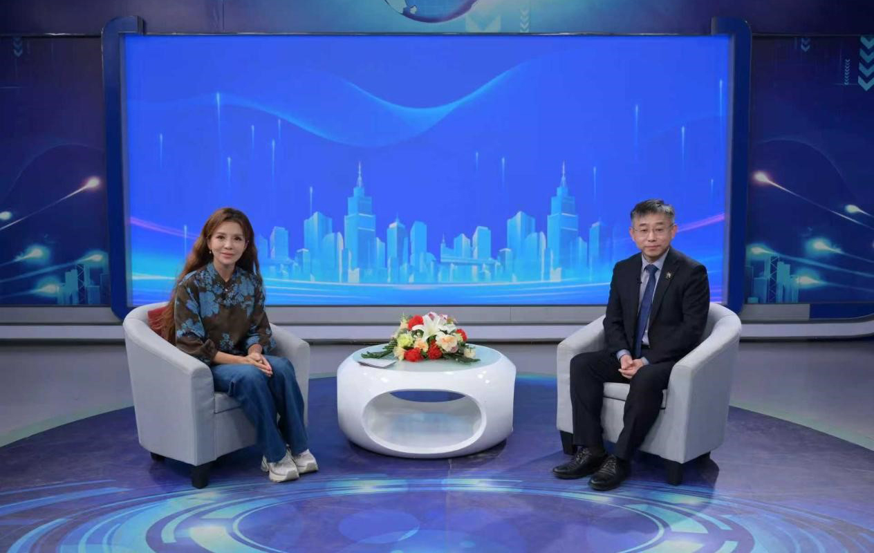 李军：不一样的律师