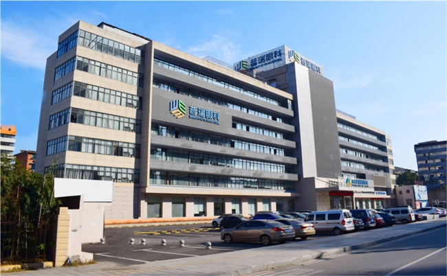 南昌普瑞眼科医院：新一代机器人全飞秒VISUMAX800 SMILE pro手术率先突破1000例，荣膺双项行业大奖