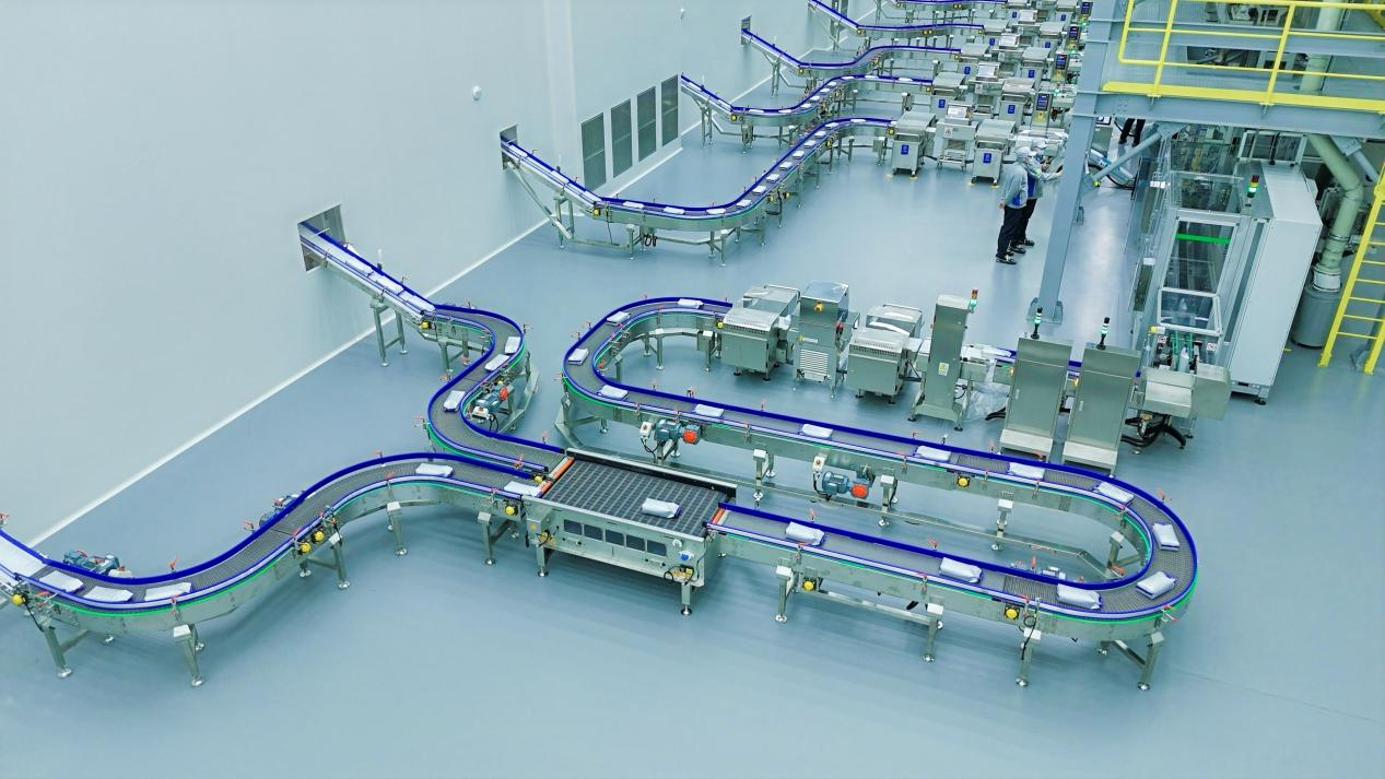 瑞幸咖啡创新生产中心正式投产，智能化水平全球领先