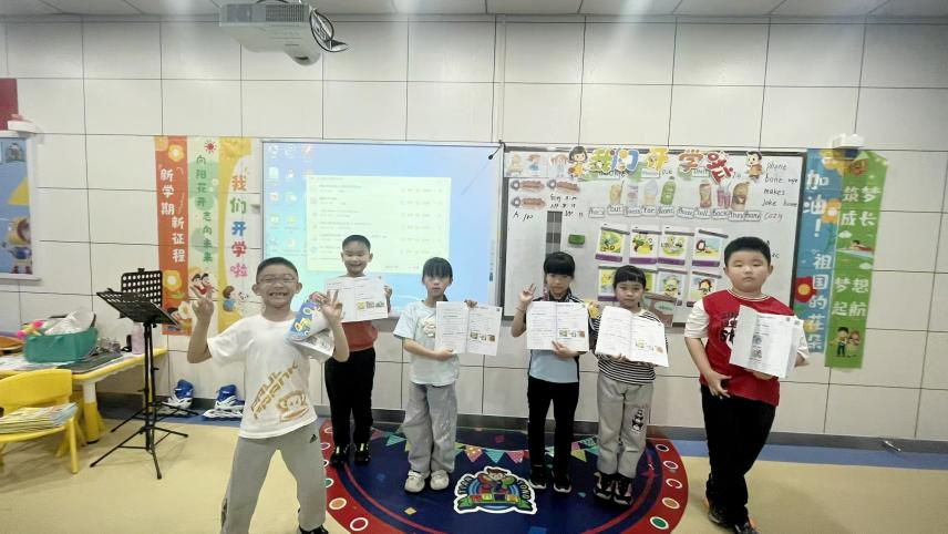 兴趣教学助力儿童素养成长：8岁天童学员斩获希望之星英语大赛一等奖