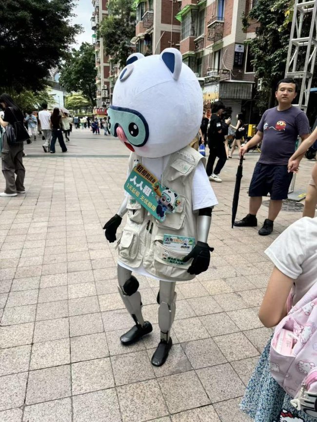 当“拎包创业”撞上“拎脑入驻”，广东如何成为租用经济试验场？