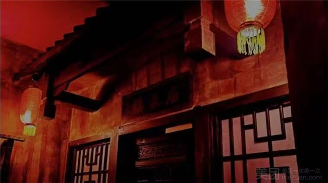 乌鲁木齐白胡子密室逃脱店 |13个密室主题超大场馆构筑多元文娱矩阵