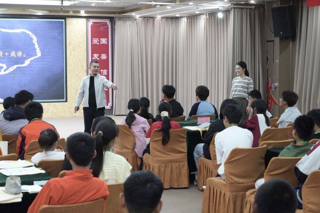 受邀赋能社科普及 与生命共舞携手山东医专守护孤困儿童青春成长