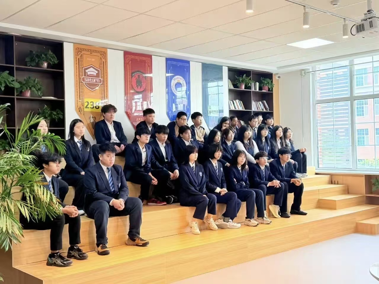 南澳名校彭布罗克Pembroke School再访青岛明德双语学校，IB合作从蓝图走向课堂