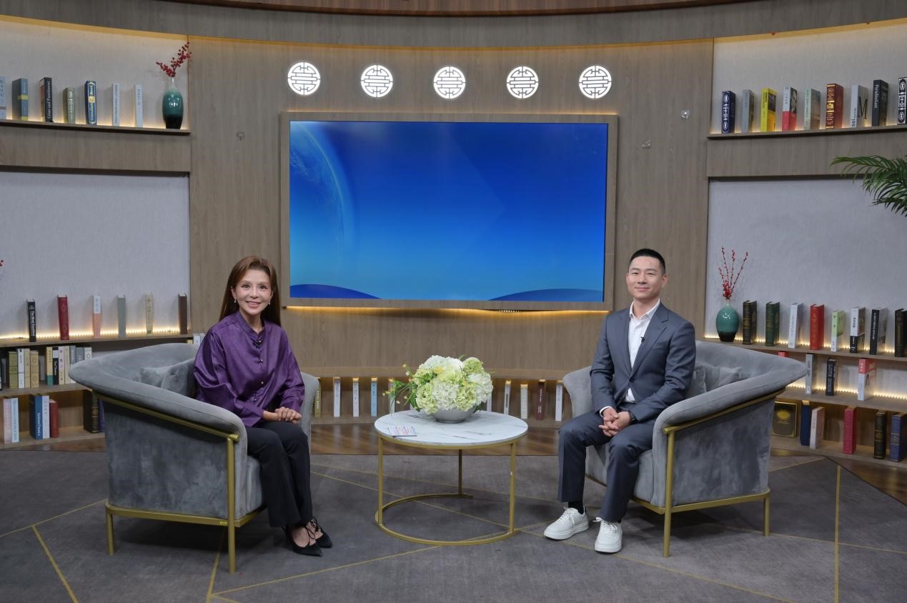 光梭未来成胜惠：“疯狂”的轮子