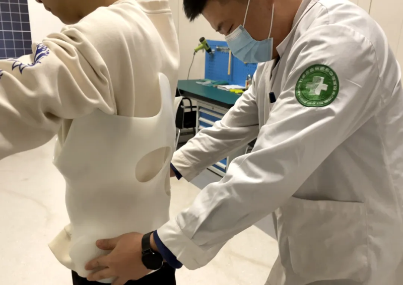 脊柱侧弯复查频率、项目与流程全解析——石家庄直乐医院脊柱侧弯矫正中心复查须知